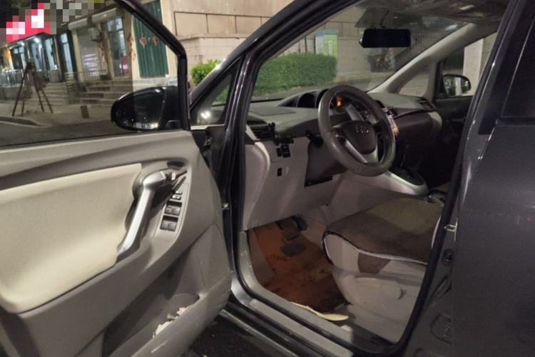 Used Toyota Verso 2014 Starlight 180G CVT Comfort Edition Driver Seat