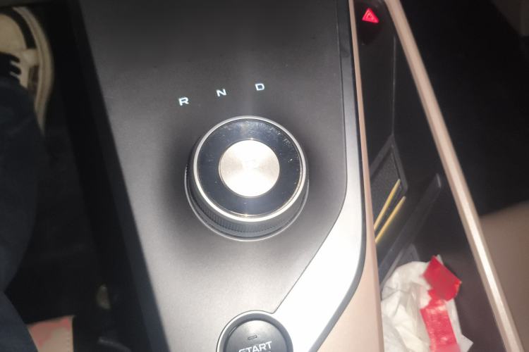 Used Geometry C 2022 550KM Grapefruit Plus Gear Lever