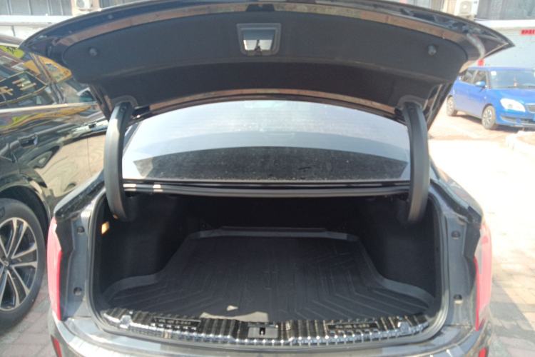 Used Hongqi E-QM5 2023 620km PLUS Trunk