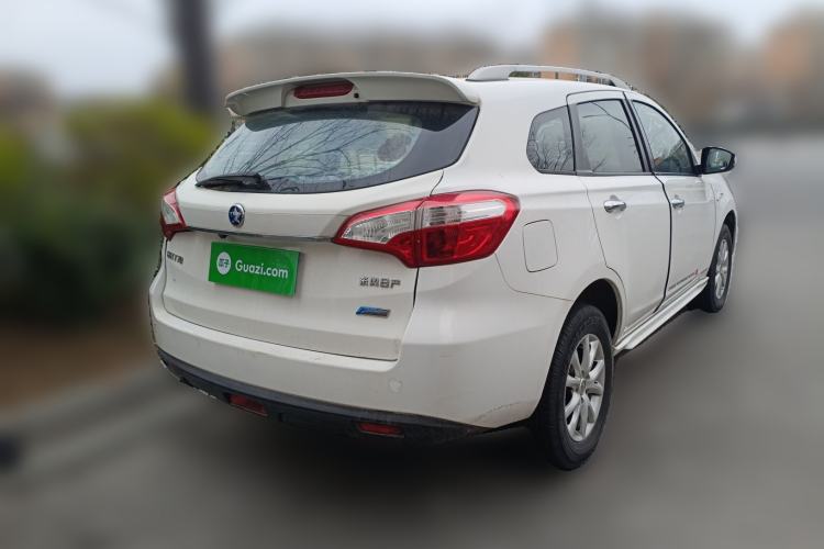 Used Venucia T70 2016 1.6L Manual Ruixing Edition
