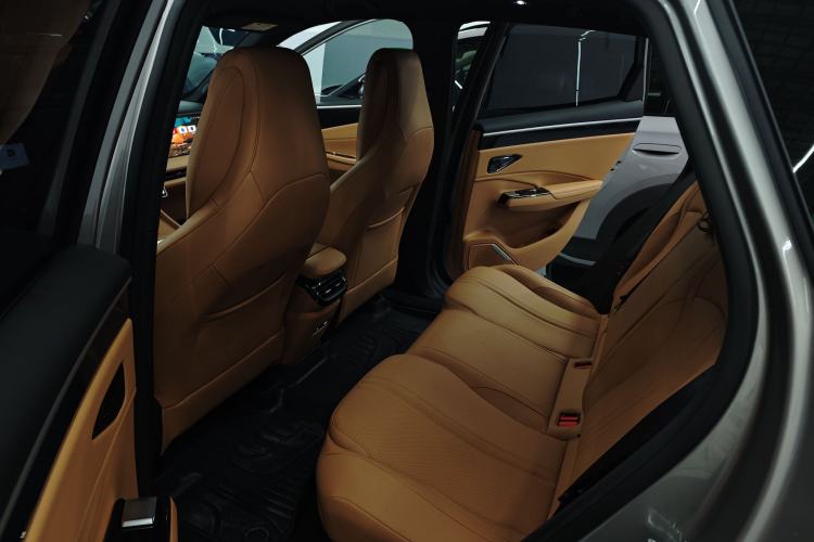 Used Geely Galaxy L7 2025 EM-i 115km Exploration Edition Interior 2