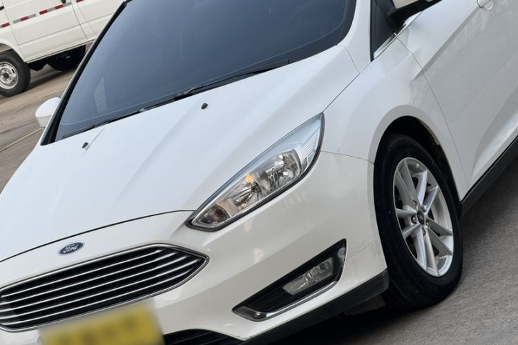 Used Ford Focus 2017 Sedan EcoBoost 180 Automatic Elite Model