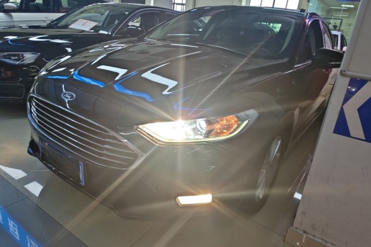 Used Ford Mondeo 2018 EcoBoost 180 Smart Control Fashion Model China VI Standard