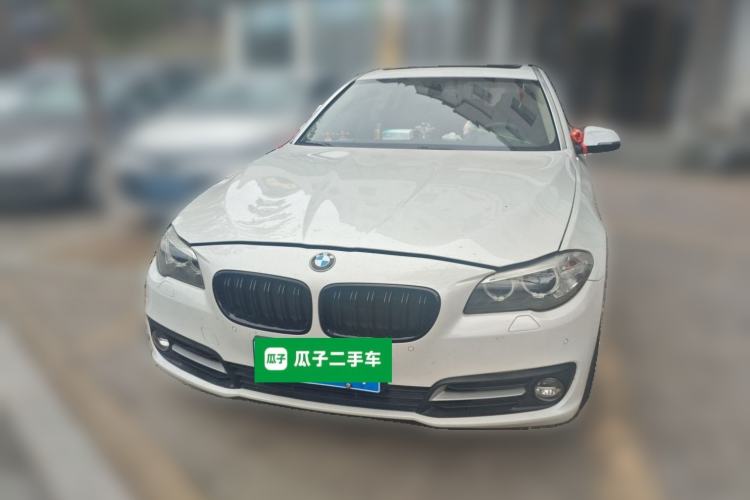 Used BMW 5 Series 2014 535Li Leading Model
