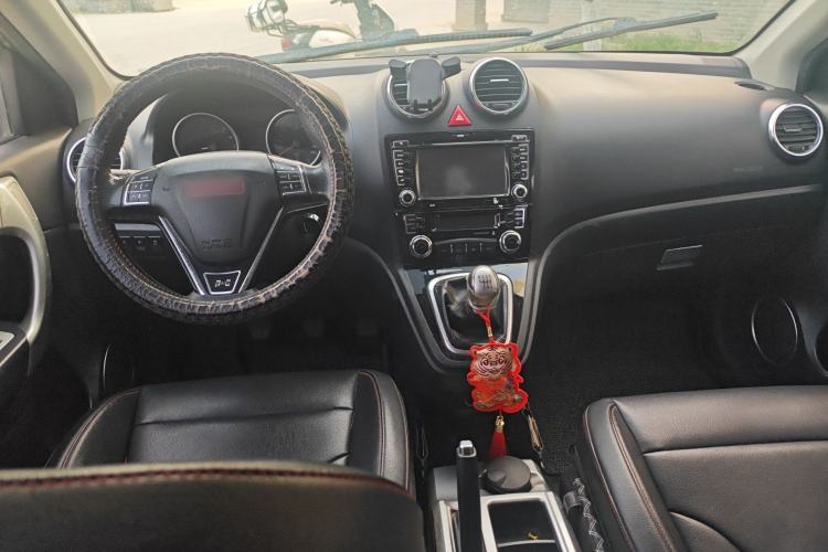 Used Haval H6 2013 Upgraded Model 1.5T Manual Two-Wheel Drive Elite Version