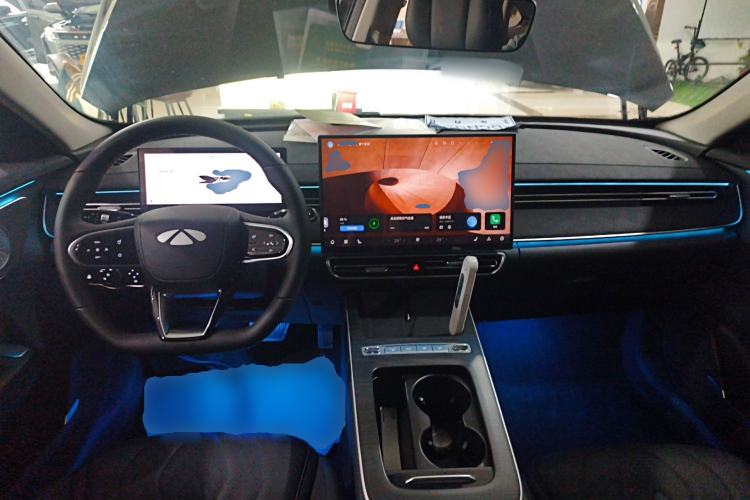 Used Chery Fengyun A8L 2025 1.5 TGDI 145 km Luxury Version Center Console