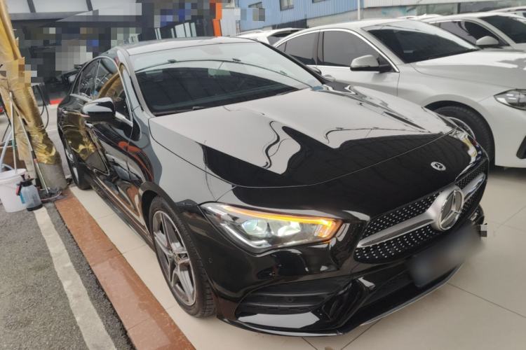 Used Mercedes-Benz CLA 2023 CLA 200 Front Right 45 Deg