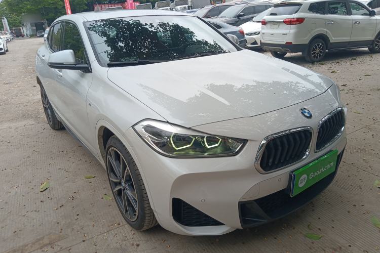 Used BMW X2 2021 sDrive25i Luxury Model with M Sport Package Front Right 45 Deg