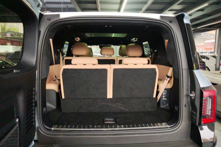 Used Formula Leopard Leopard 8 2025 Smart & Brave Flagship Edition 7 Seats