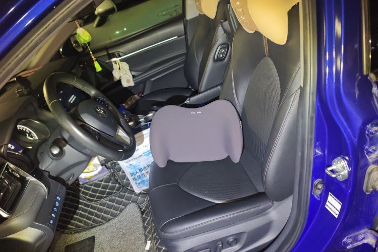 Used Toyota Camry 2019 Dual-Engine 2.5 HG Luxury Edition China VI Standard