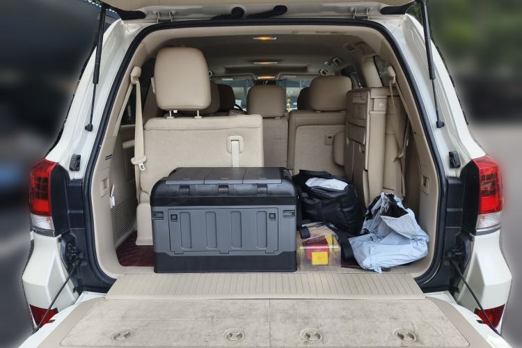 Used Toyota Land Cruiser 
