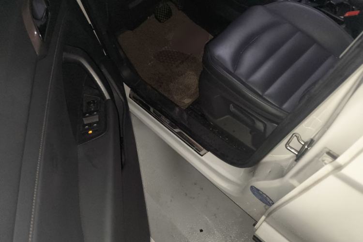 Used Volkswagen Tharu 2019 280TSI Two-Wheel Drive Luxury Version China VI Standard