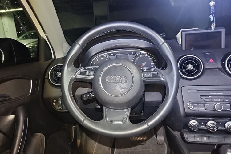 Used Audi A1 2014 30 TFSI Sportback Comfort Model