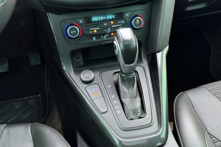 Used Ford Focus 2017 Sedan EcoBoost 180 Automatic Elite Model