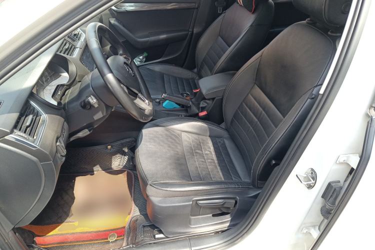 Used Skoda Octavia 2017 1.6L Automatic Smart Drive Edition Left Front Seat