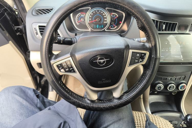 Used Haima S7 2013 2.0L Automatic ZhiShang Version