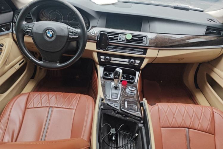 Used BMW 5 Series 2011 523Li Luxury Model