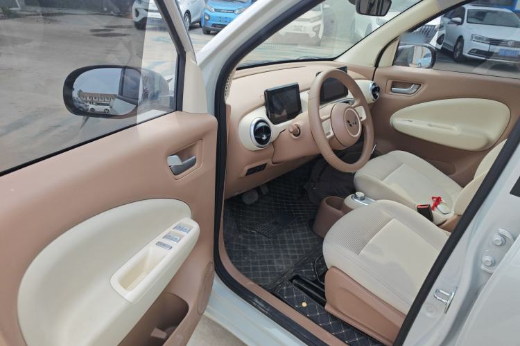 Used Wuling Hongguang MINIEV 2025 Four-Door Version Premium Edition Driver Seat