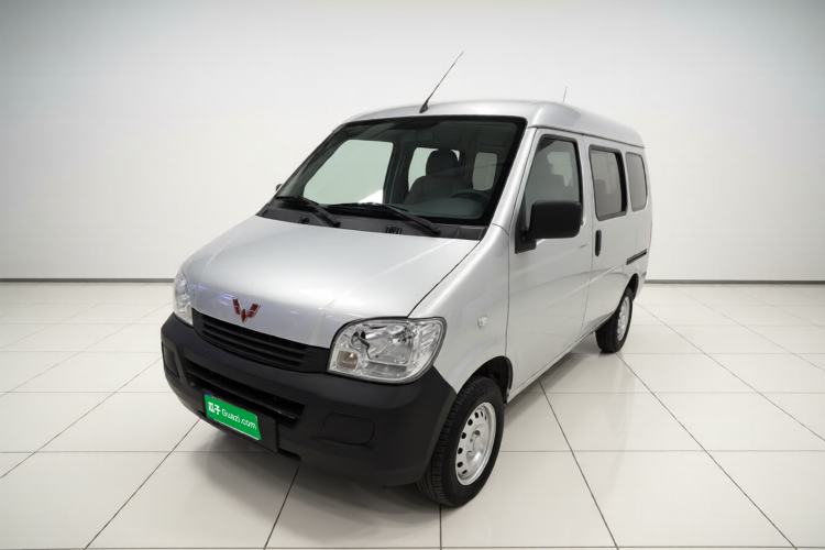Used Wuling Zhiguang 2023 1.5L Practical Version 5/7 Seats