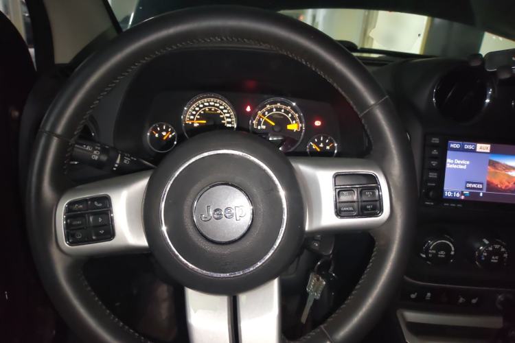 Used Jeep Compass 2014 2.4L four-wheel drive luxury navigation version