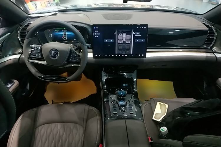 Used BYD Han 2024 DM-i Glory Edition 121KM Prestige Model