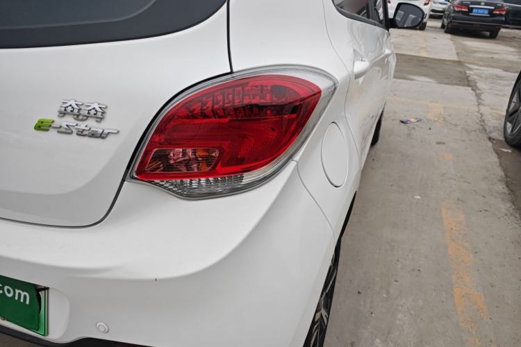 Used Oshan Benni E-Star 2023 Qingxin Edition Colorful Model Lithium Iron Phosphate
