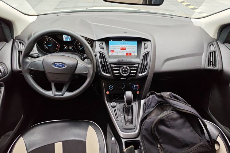 Used Ford Focus 2018 Hatchback Classic 1.6L Automatic Comfort Plus SmartDrive Edition
