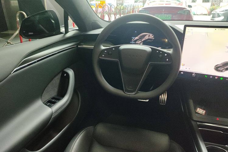 Used Tesla Model S 2023 Three-Motor All-Wheel-Drive Plaid Version