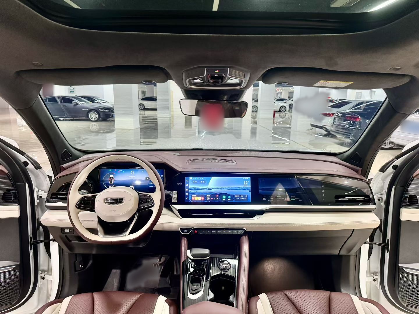 Geely Auto Monjaro L 2021 2.0TD DCT EVO Two-Wheel Drive Prestige Version — снимка 17