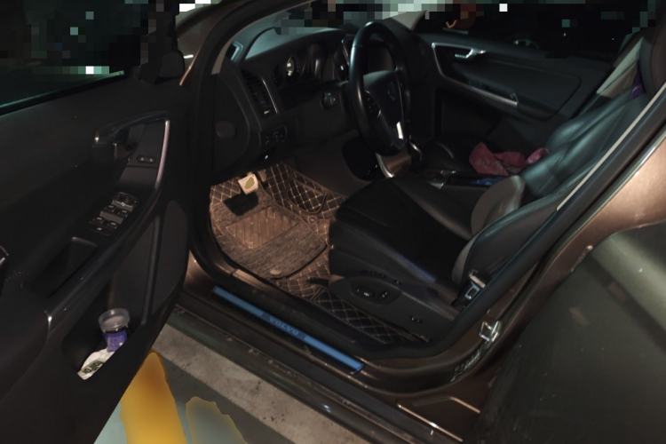 Used Volvo XC60 2017 T5 AWD Smart Upgrade Model
