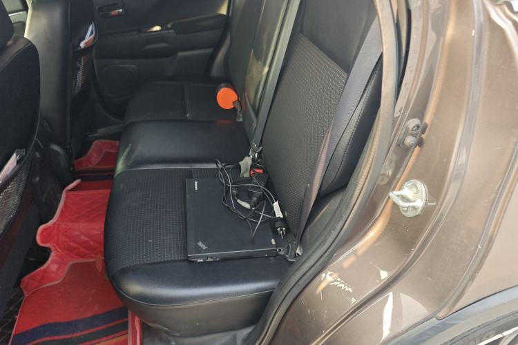 Used Peugeot 4008 2013 2.0L Two-Wheel Drive Fashion Edition Left Rear Seat