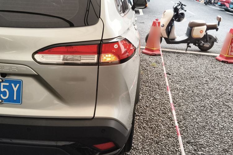 Used Toyota FRONTLANDER 2023 2.0L Smart Electric Hybrid Dual-Engine Leading Edition Right Rear Taillight