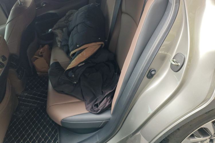 Used Lexus ES 2022 300h Excellence Edition
