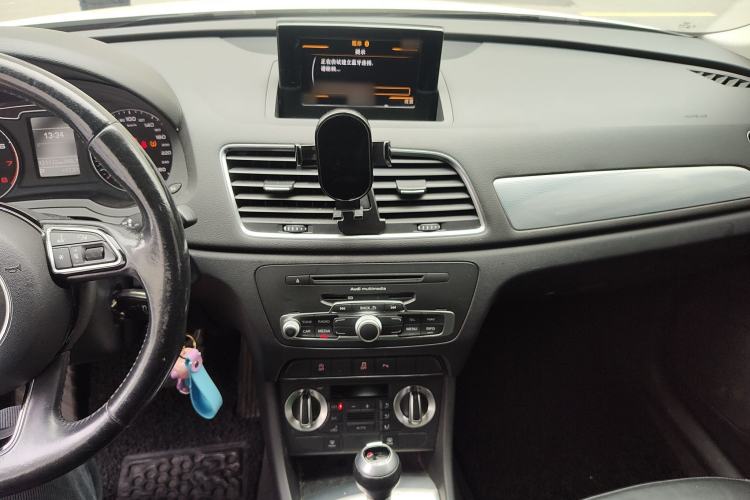 Used Audi Q3 2016 30 TFSI Collector's Edition Comfort Model
