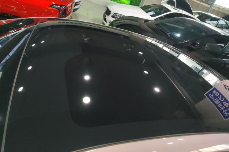 Used Geely Galaxy E8 2024 665 km Range Rear-Drive Starship Long-Range Version
