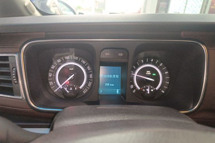 Used Buick GL8 2018 28T Luxury Model China VI Standard
