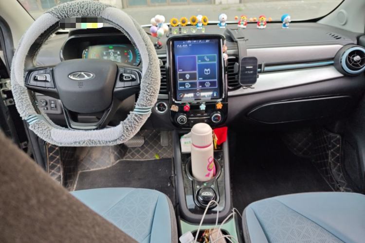 Used Chery QQ Little Ant 2022 Sweet Pink Edition Half-Sugar Version Lithium Iron Phosphate 29.2 kWh 30 kW 301 km