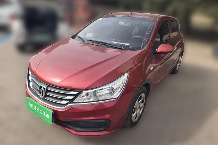 Used Baojun 310 2016 1.2L manual Comfort trim level