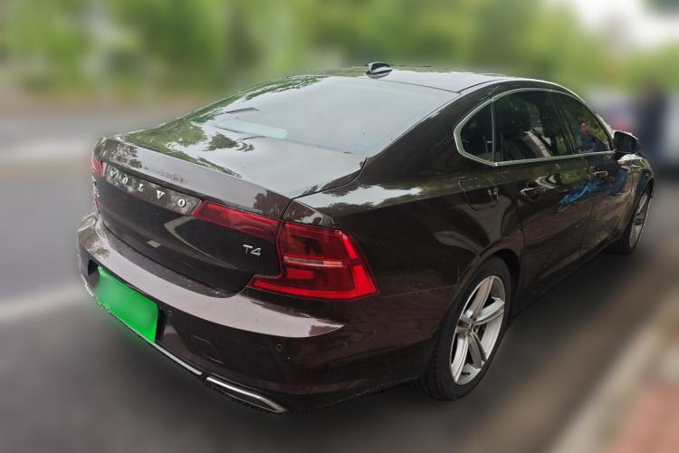 Used Volvo S90 2017 T4 Zhiyuan Edition Rear Right 45 Deg