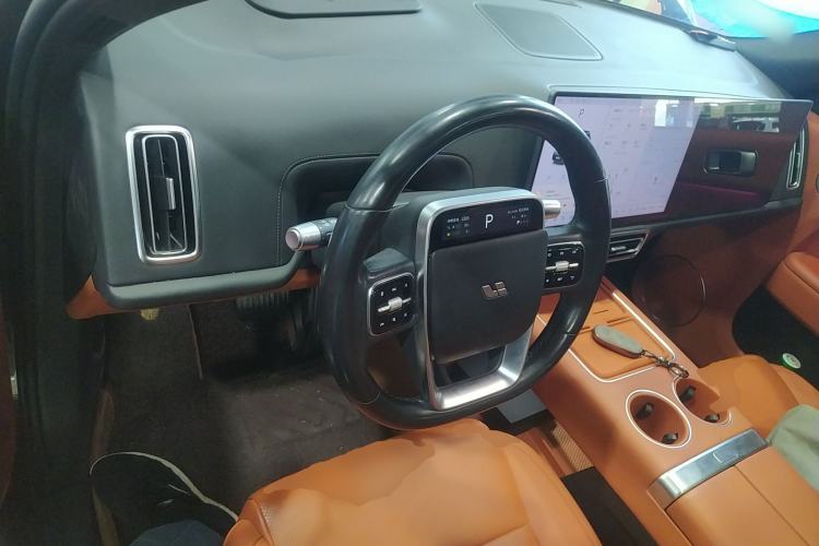 Used Li Auto L8 2024 Ultra Model
