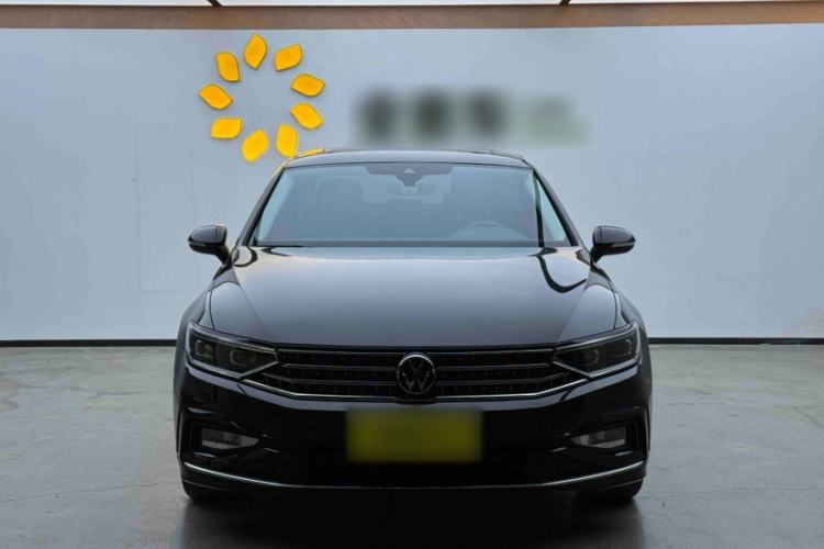 Used Volkswagen Magotan 2023 2 Million Units Commemorative Edition 330TSI DSG Luxury Version Exterior 1