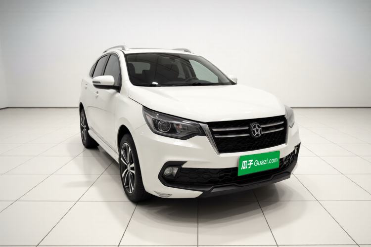Used Venucia T70 2018 1.4T Manual Enjoyment Edition Exterior 2