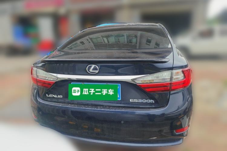 Used Lexus ES 2015 300h Comfort Edition