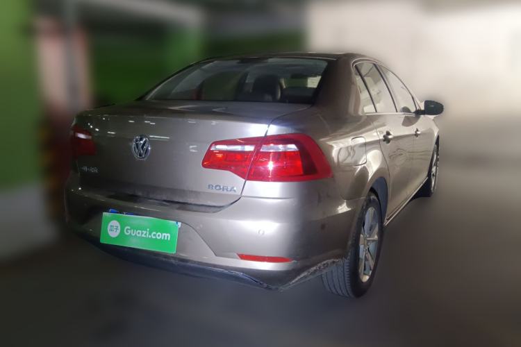 Used Volkswagen Bora 2014 1.6L Automatic Comfort Model Rear Right 45 Deg