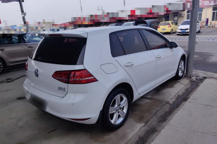 Used Volkswagen Golf 2016 230TSI Automatic Comfort Version
