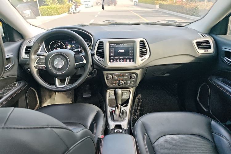 Used Jeep Compass 2019 200T Automatic Family Edition - Connected Large Screen Version