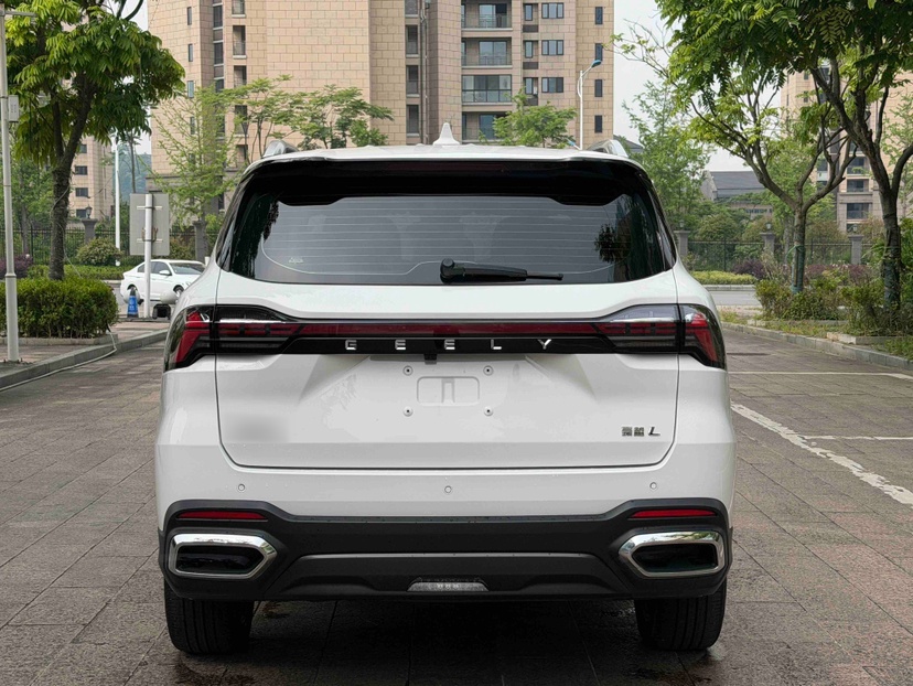 Geely Auto Haoyue L 2023 2.0T DCT Luxury Version — снимка 5
