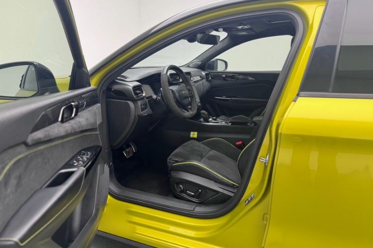 Used Lynk & Co 03 2020 03+ 2.0TD Automatic Performance Package Edition Left Front Seat