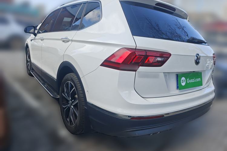 Used Volkswagen Tiguan L 2020 330TSI Automatic Two-Wheel Drive Smart Luxury Edition China VI Standard Rear Left 45 Deg