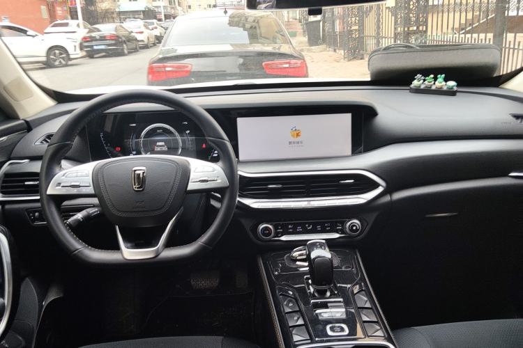 Used Bestune T77 2020 PRO 280 TID Automatic Luxury Model Center Console